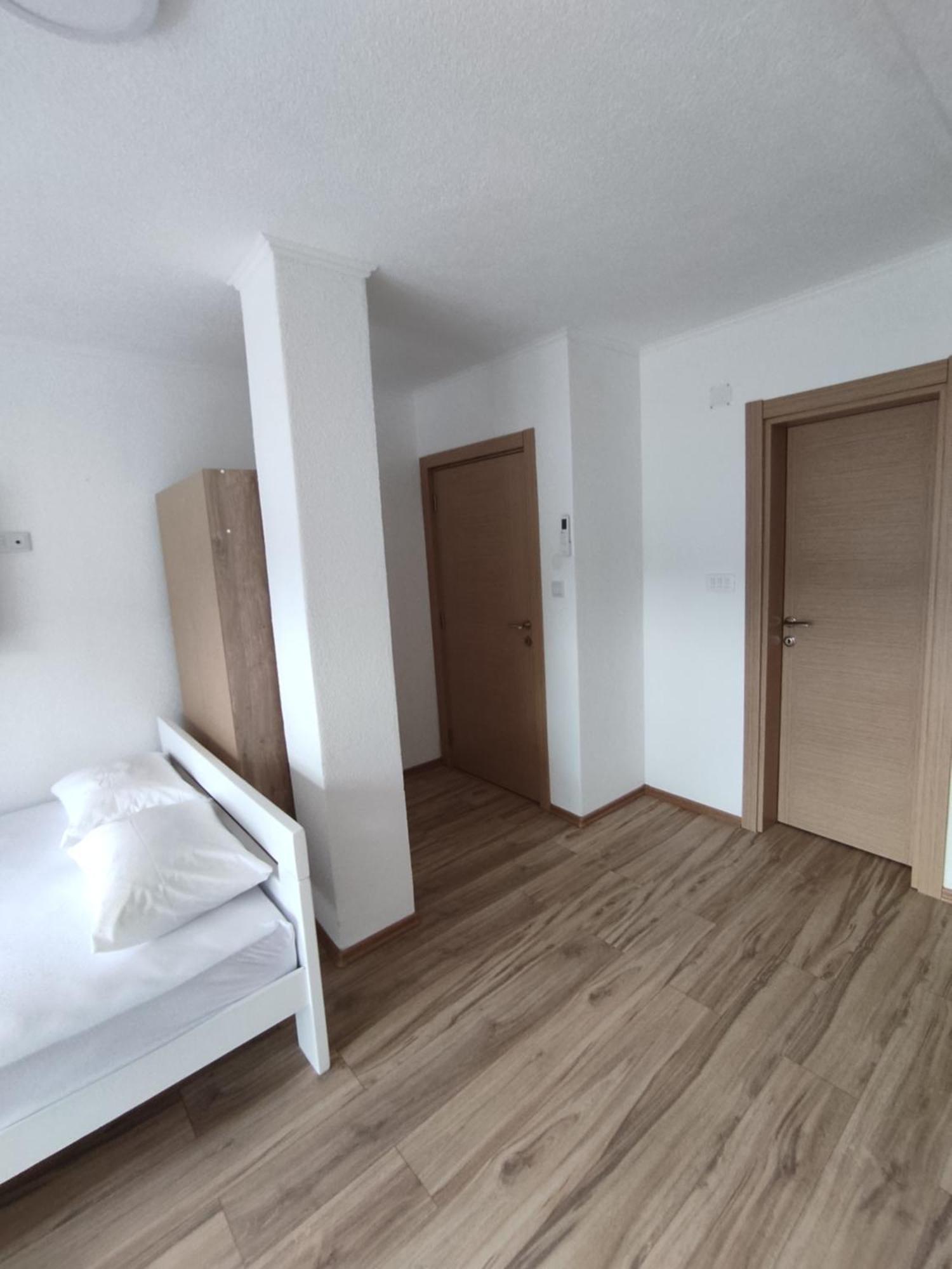 View Of The City - Studio Apartment Mostar Kültér fotó